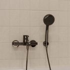 Set Badewannen- und Duscharmatur Hagser Della HGR90000034, Handbrause Hagser Lara HGR17000037, HGR31000037, HGR25000037